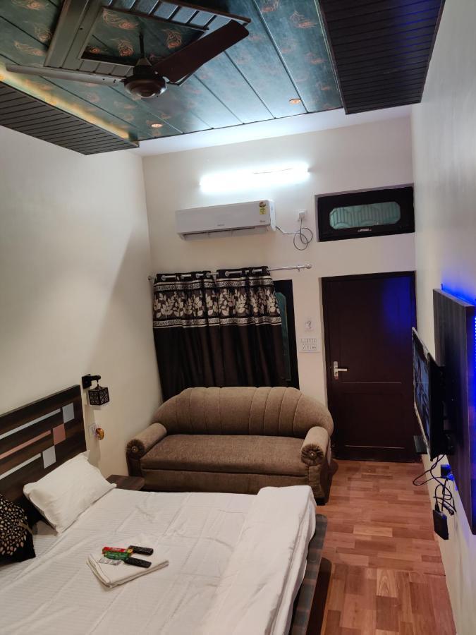 Farrukhabad Keshav Hotel المظهر الخارجي الصورة