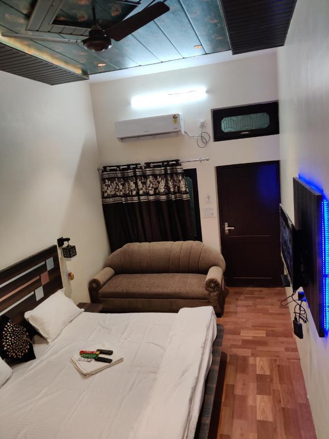 Farrukhabad Keshav Hotel المظهر الخارجي الصورة