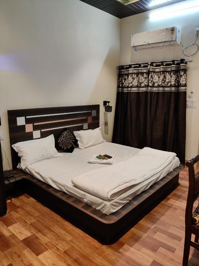 Farrukhabad Keshav Hotel المظهر الخارجي الصورة